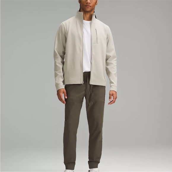 NWT Lululemon Men’s Sojourn Cream Full Zip Jacket - Picture 3 of 5